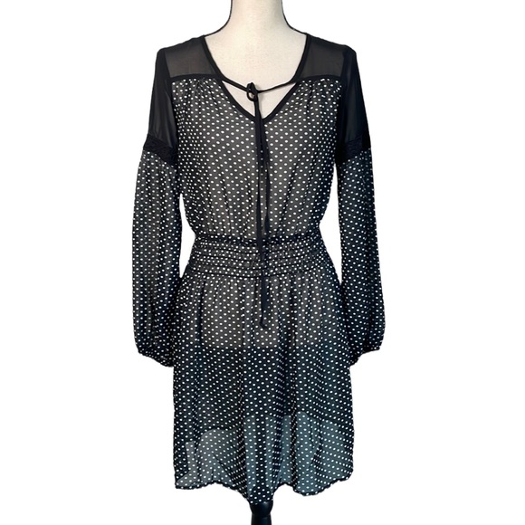 B Darlin Black White Printed V Sheer Neck Smocked Mini Long Sleeve Dress 3/4 - Picture 1 of 11